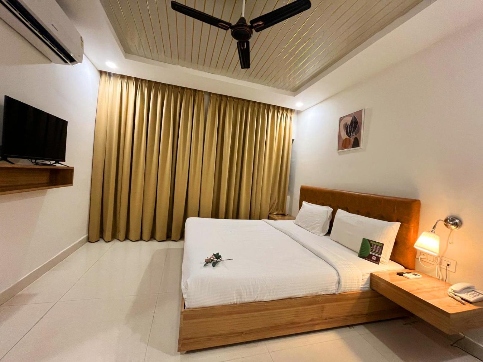 Hotel Hibiscus Tree- Bachupally Χιντεραμπάντ Εξωτερικό φωτογραφία